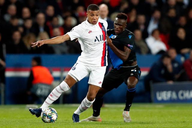 泰晤士报：曼联接近任命阿莫林 范尼可能只带一场